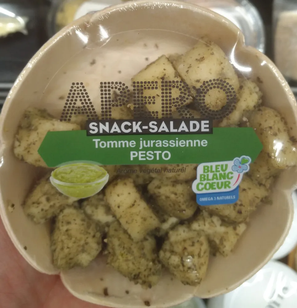 Apero snack salade tomme jurassienne pesto