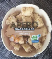 Apéro snack salade tomme  jurassienne noisettes
