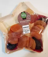 Assortiment de fruits secs et déshydratés