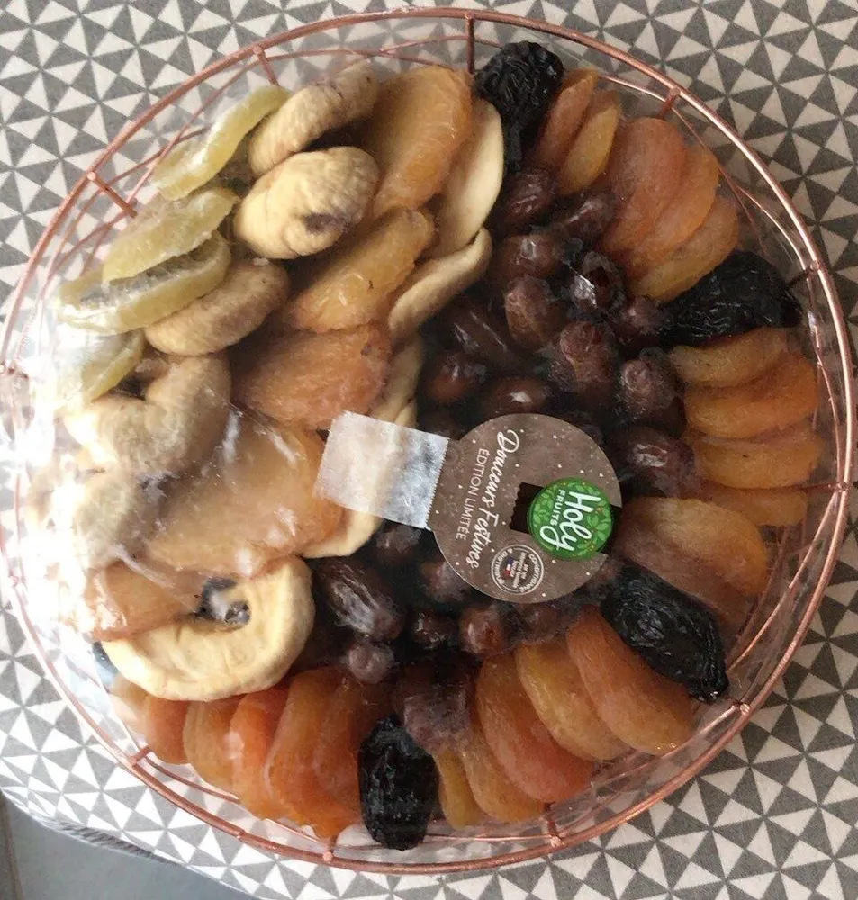Assortiment de fruits secs et deshydrates