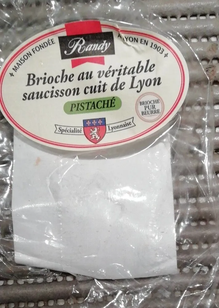 Brioche au véritable saucisson cuit de Lyon pistaché