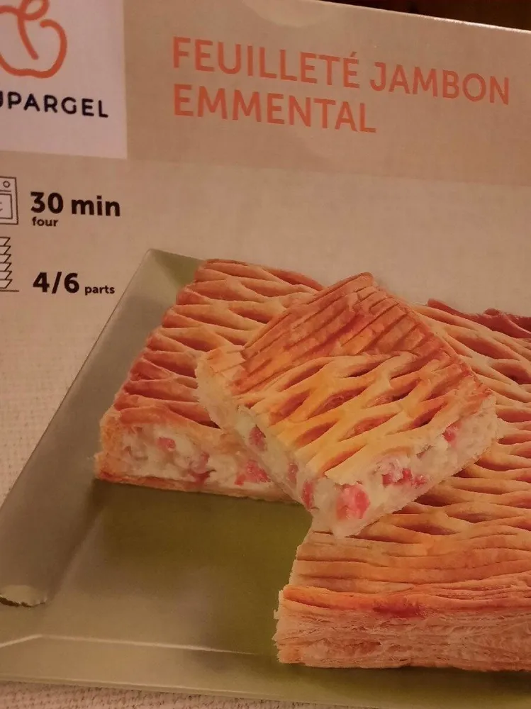 Feuilleté jambon emmental