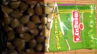 Olives farcies aux amandes entières