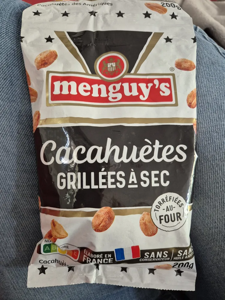 Cacahuètes grillées à sec