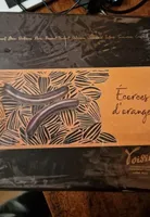 Écorces d'oranges
