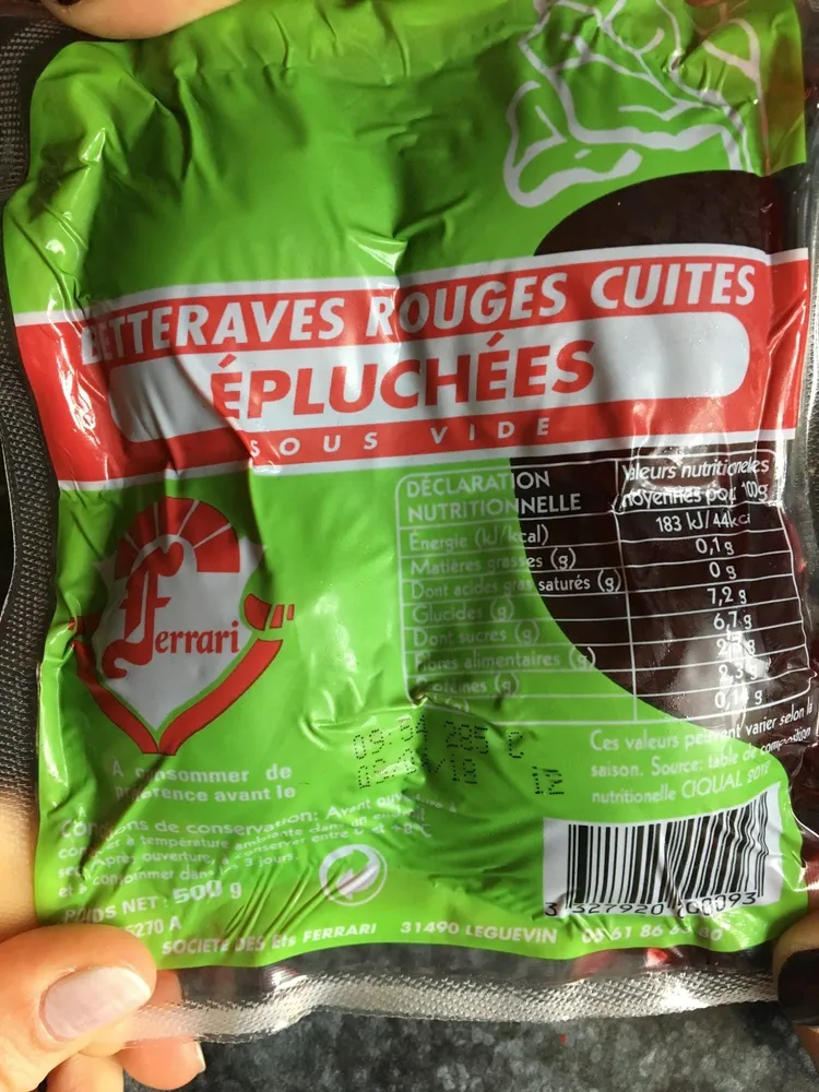 Betteraves rouges cuites épluchées