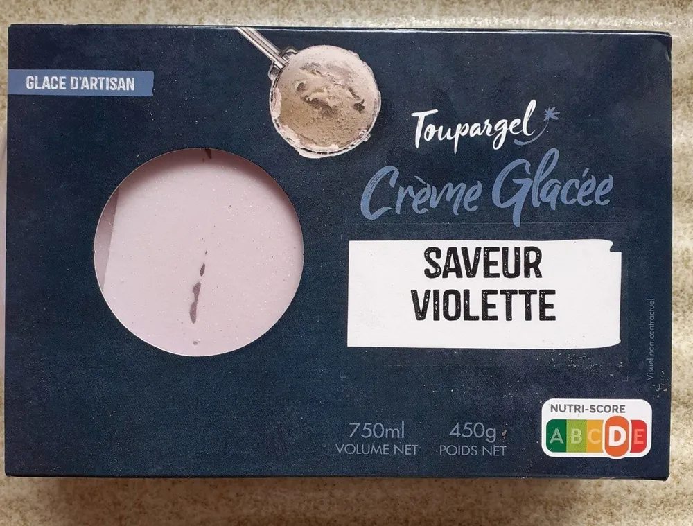 Crème glacée saveur violette