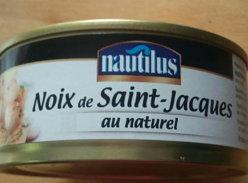 Nous de saint Jacques au naturel