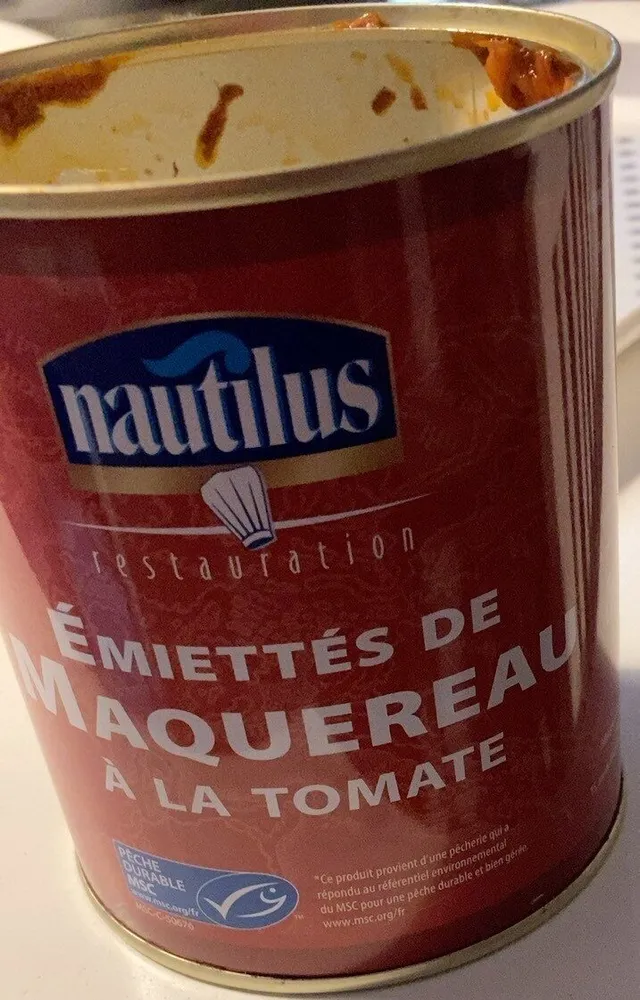 Émiettés de maquereaux à la tomate