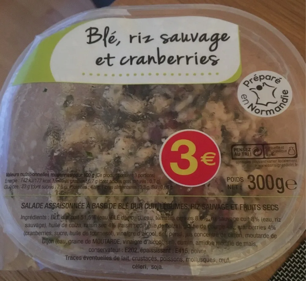Blé, riz sauvage et cranberries