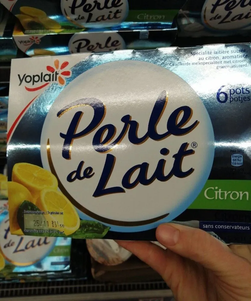 Spécialité laitière sucrée, au citron, aromatisée