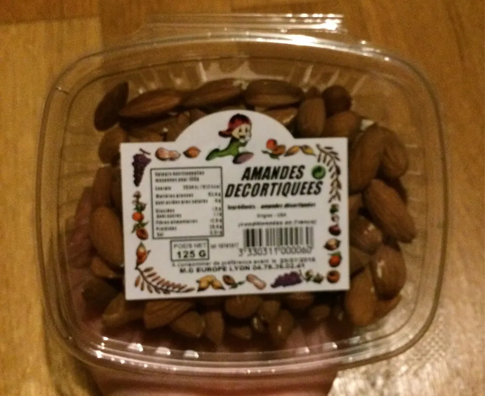 Amandes décortiques