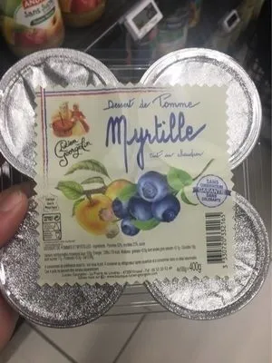 Dessert de pomme myrtille cuit au chaudron