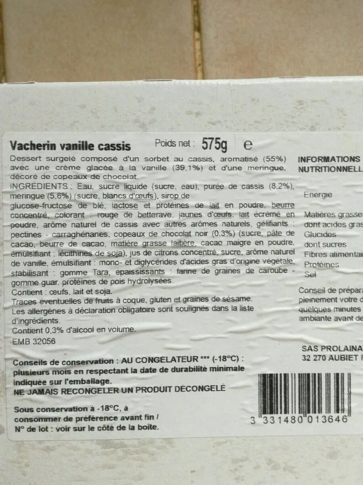Vacherin vanille cassis