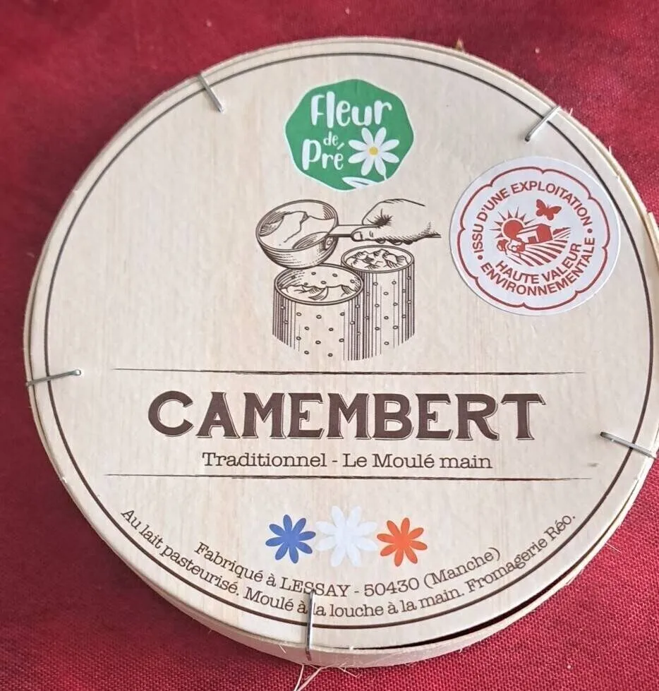 Camembert fleur de pré