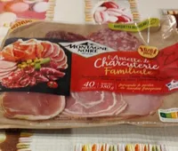 Assiette de charcuterie familiale