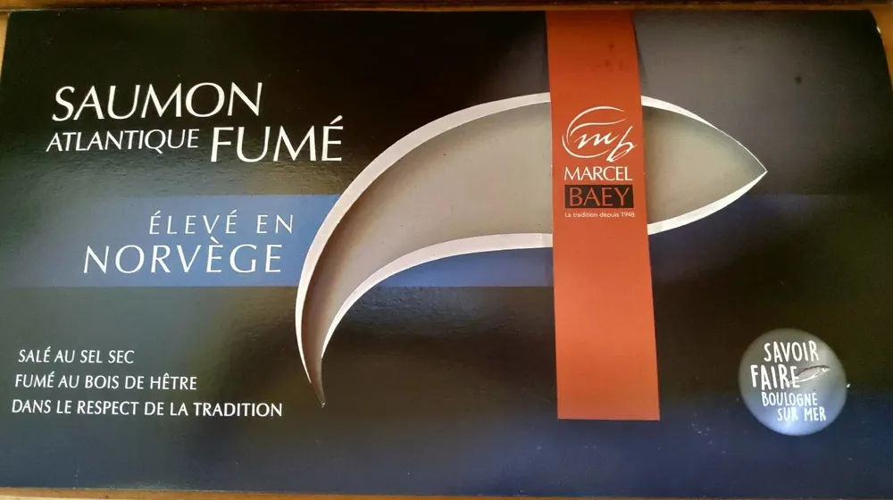 Saumon atlantique fumé élevé en Norvège