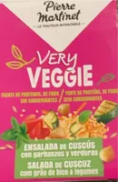 Ensalada de cuscús con garbanzos y verduras