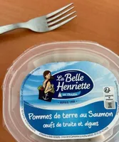 Pommes de terre au saumon, œufs de truites et algues