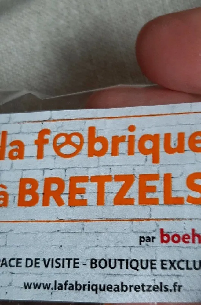 Bretzel enrobée couverture noire