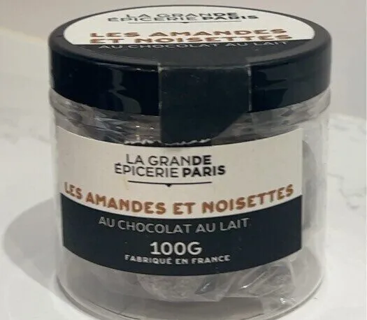 Les amandes et noisettes