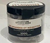 Les amandes et noisettes