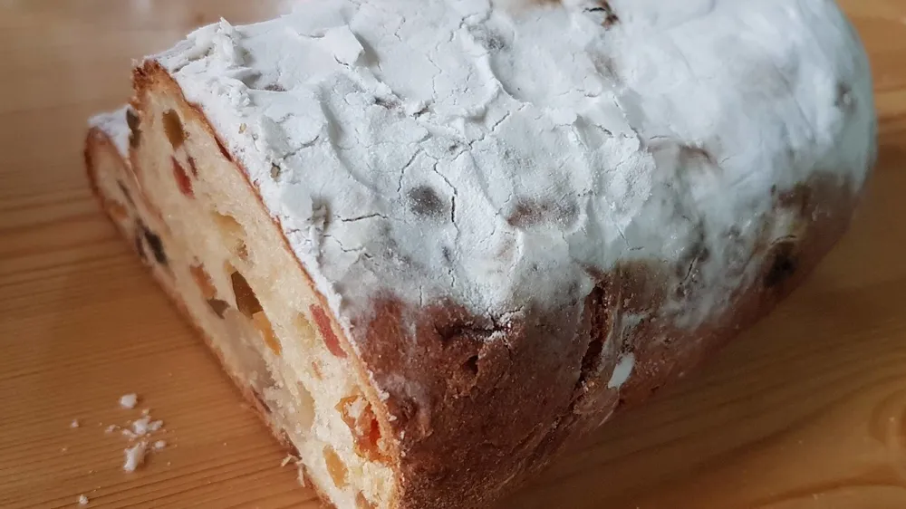 Stollen à la pâte d'amande
