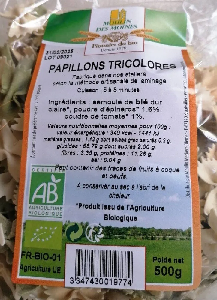 Papillons tricolores