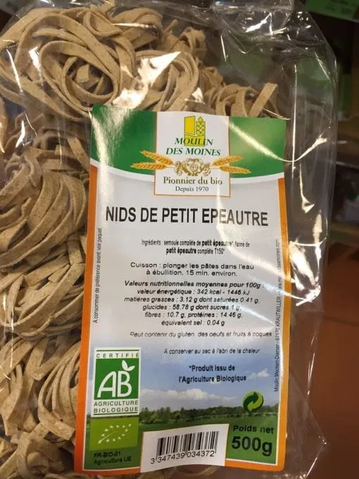 Nids De Petit Epeautre