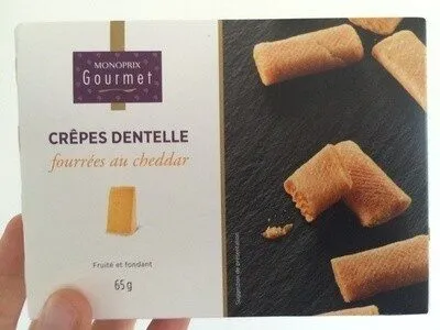 Crêpes dentelle fourrées au cheddar