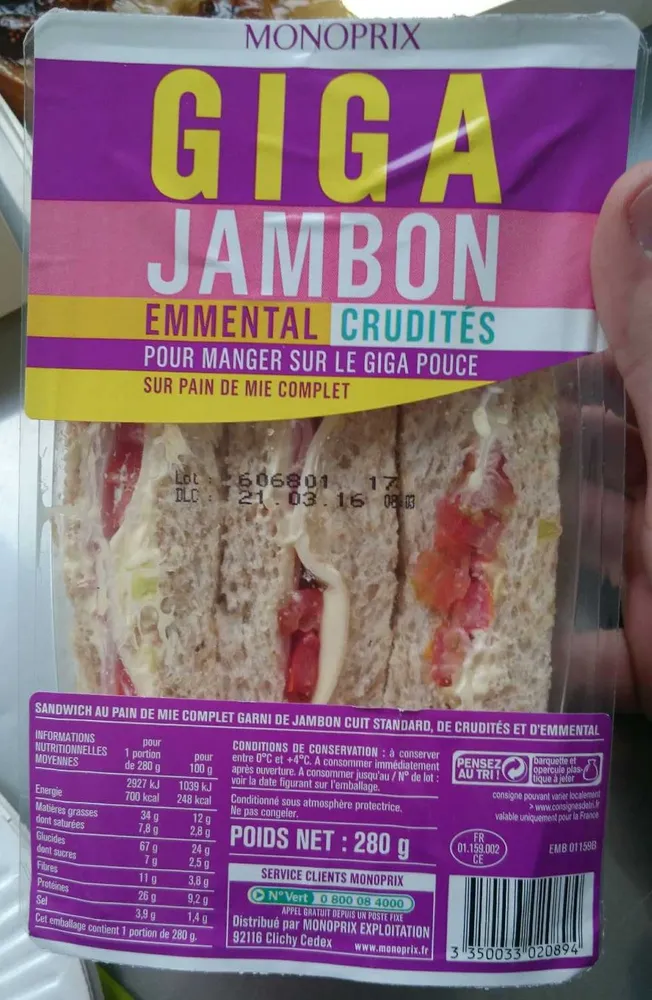 Giga jambon emmental crudités sur pain de mie complet