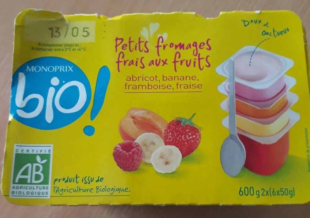 Petits fromages frais aux fruits