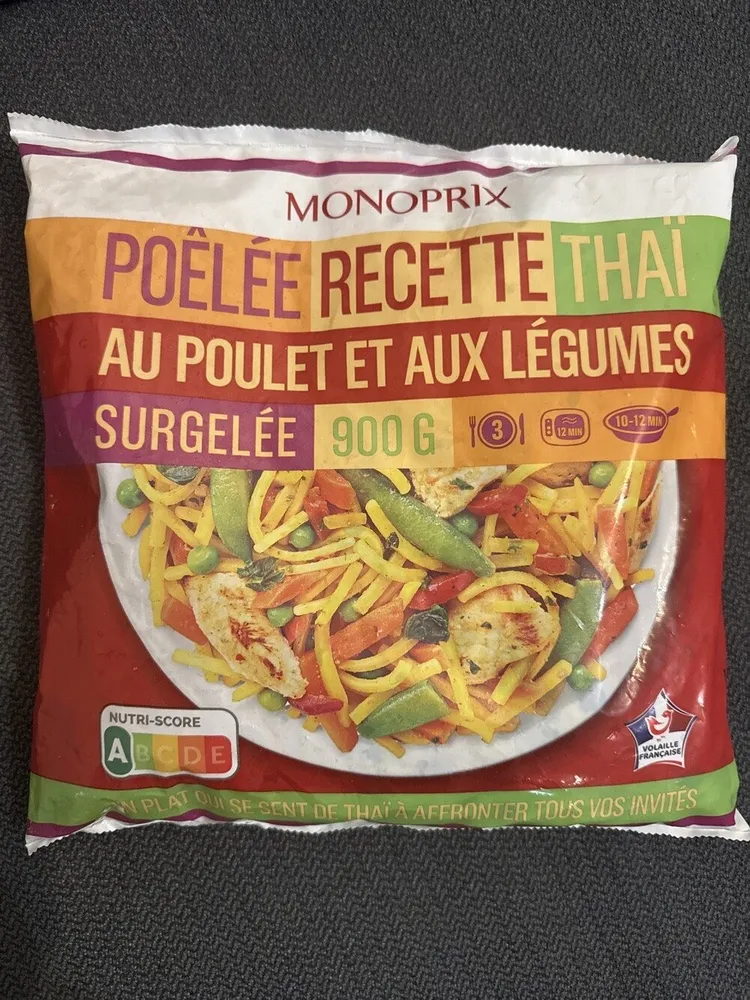 Poêlée recette thaï au poulet et aux légumes surgelée