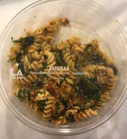 Fusilli, Tomates, Feta, Olives, Roquette