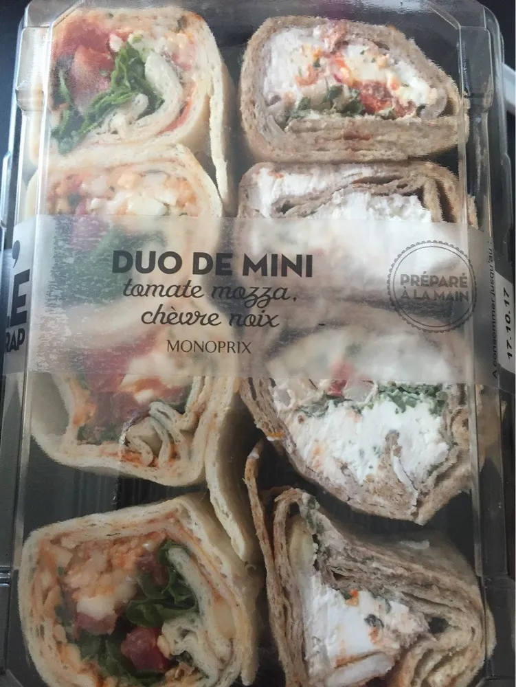 Mini Wrap Poulet Caesar, Fromage de Brebis Tapenade