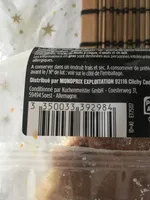 Pâtisseries Stollen aux écorces d'agrumes