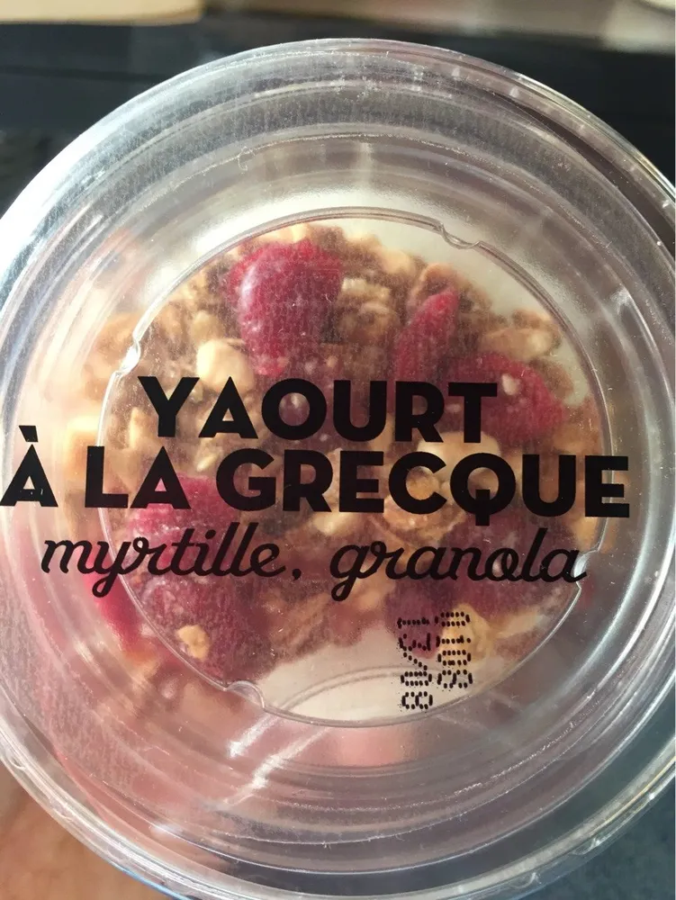 Yaourt a la grecque myrtille et granola