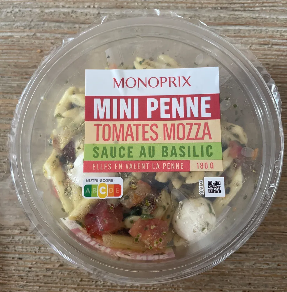 Mini penne tomates mozza