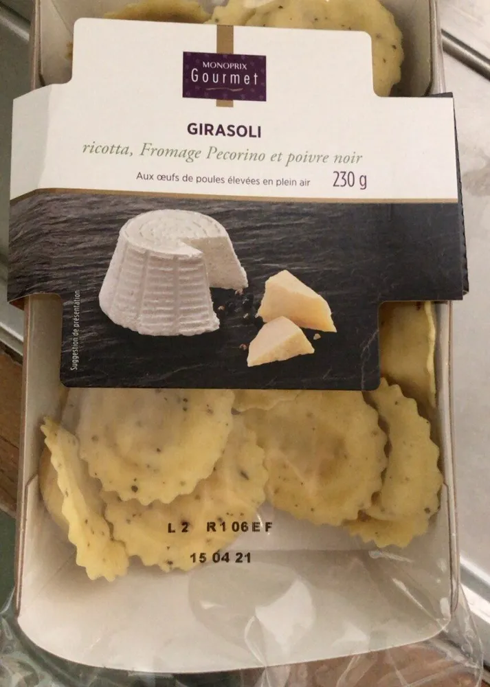 Girasoli ricotta fromage pecorino et poivre noir