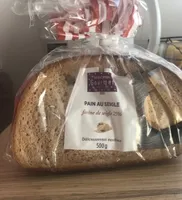 Pain au seigle tranché