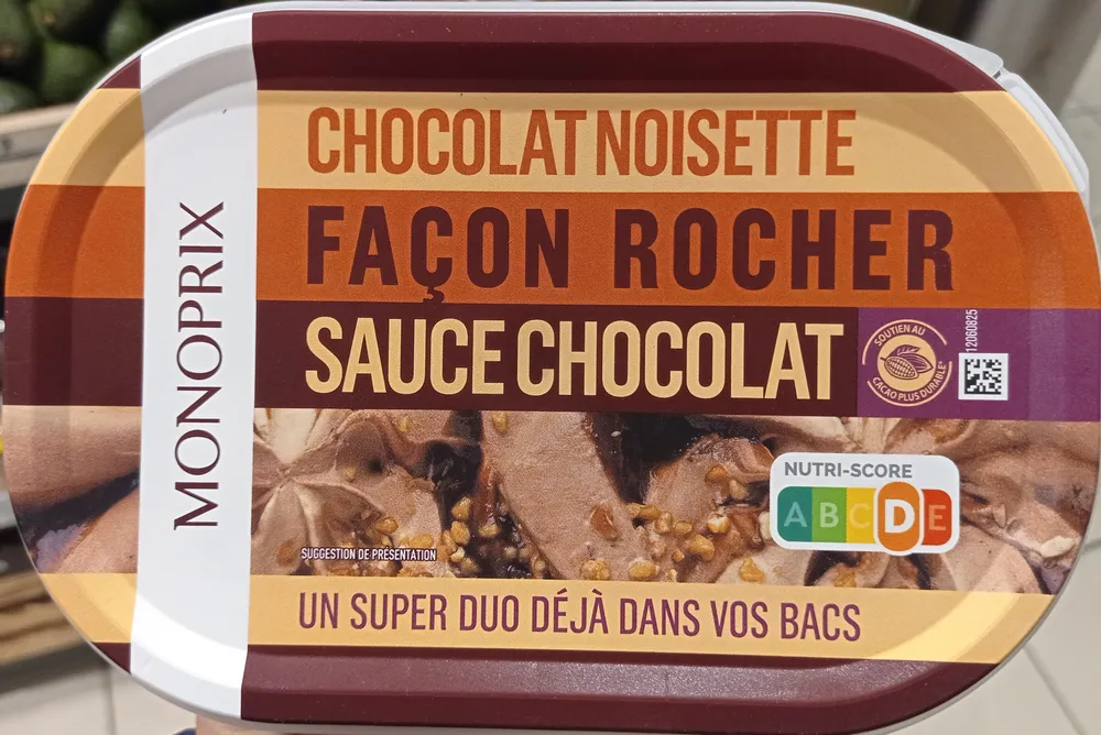 Chocolat noisette façon rocher sauce chocolat