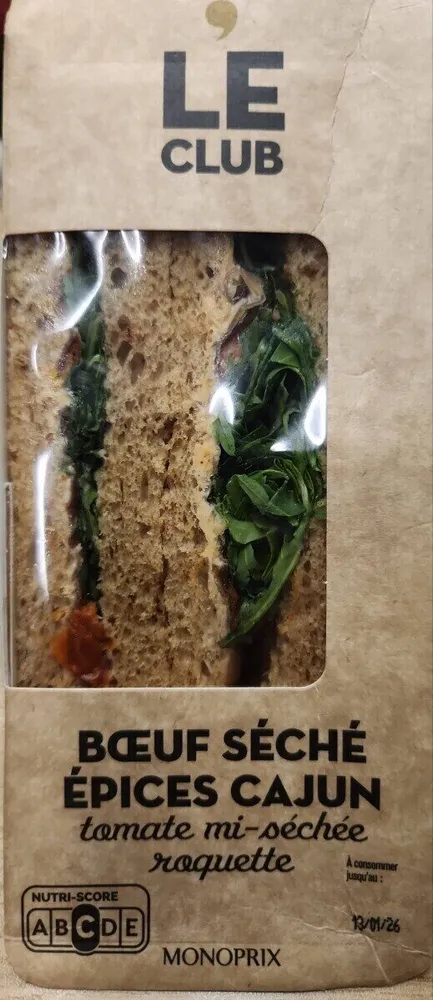 Sandwich club bœuf séché épices cajun tomate mi-séchée roquette