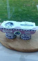 Fromage blanc de la ferme à la myrtille