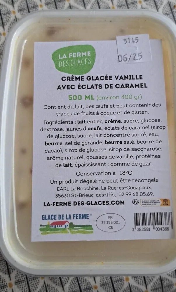 Crème glacée vanille avec éclats de caramel