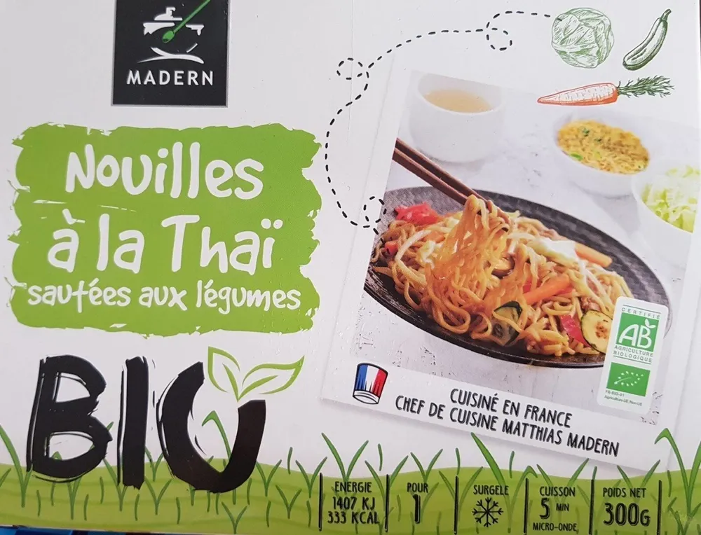 Nouilles à la thaï sautées aux légumes