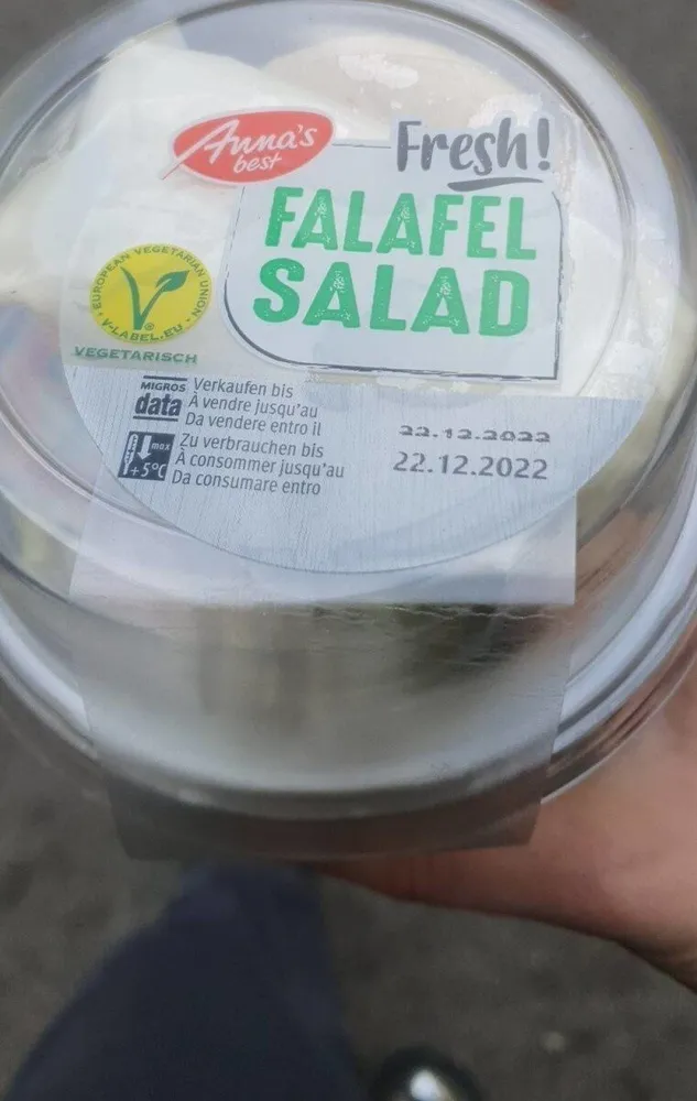 Falafel Salad
