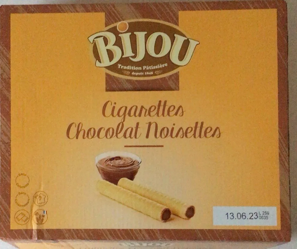Cigarettes  Chocolat Noisettes