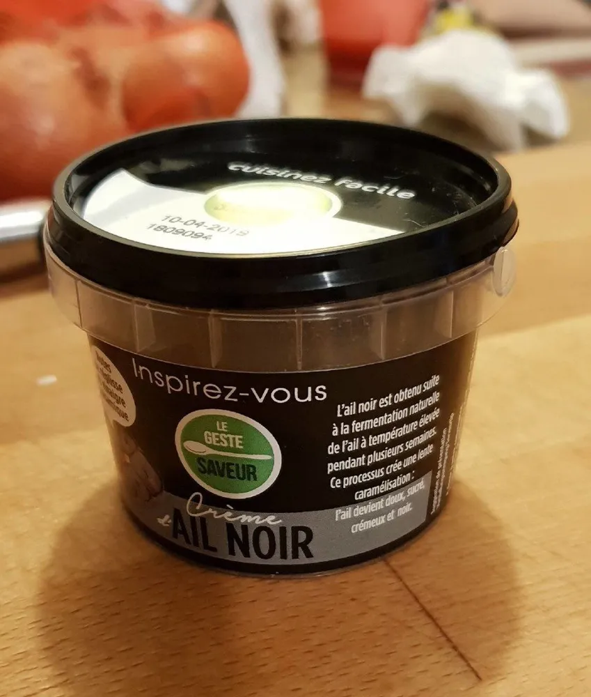 Crème d'ail noir