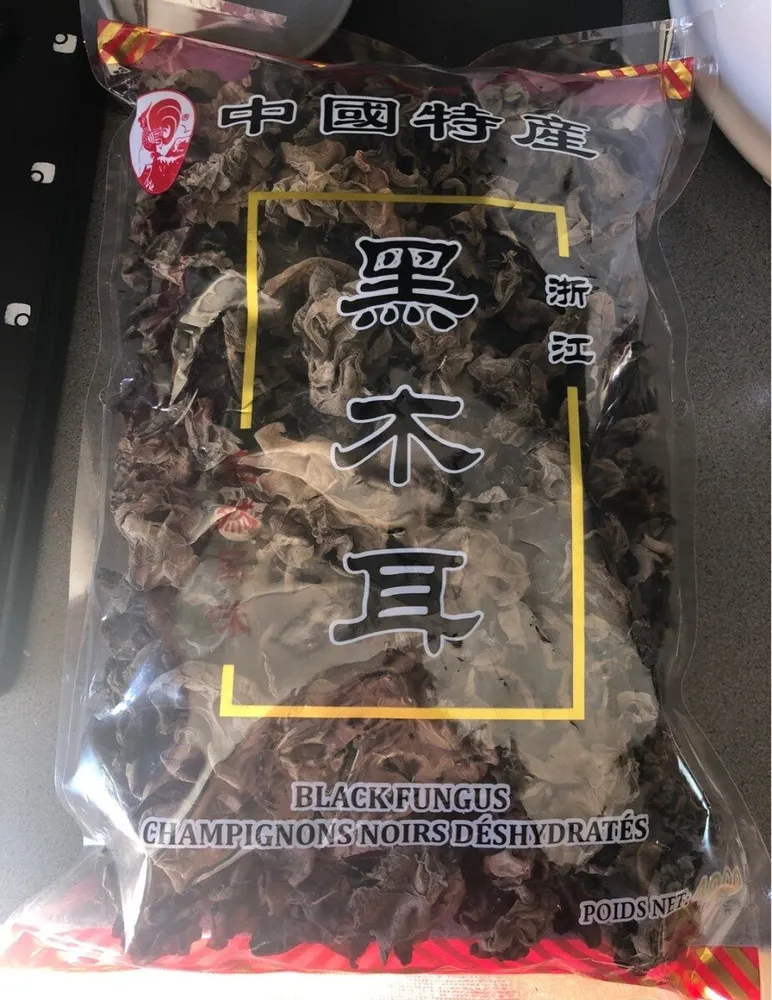 Champignons noirs déshydratés