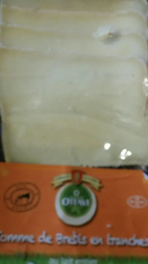 Tomme de brebis en tranches